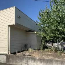 Commercial Building Washing and House Washing on SW Beaverton Hillsdale Hwy in Portland, OR 7