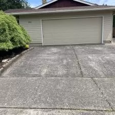 Pressure Washing on SW Courtside Dr in Wilsonville, OR 3