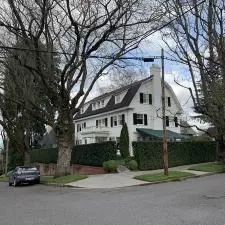 Roof Cleaning, Gutter Cleaning, House Washing, Pressure Washing, Window Washing on SW 21st Ave in Portland, OR 1