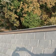 Gutter Cleaning on Summit Dr in Lake Oswego, OR 8