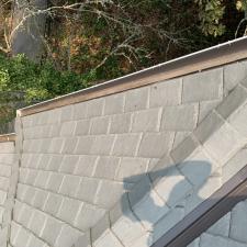 Gutter Cleaning on Summit Dr in Lake Oswego, OR 9